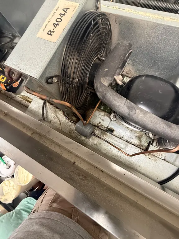 Reach-in compressor and condenser with R-404A label